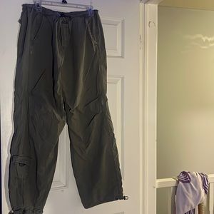 parachute cargo pants